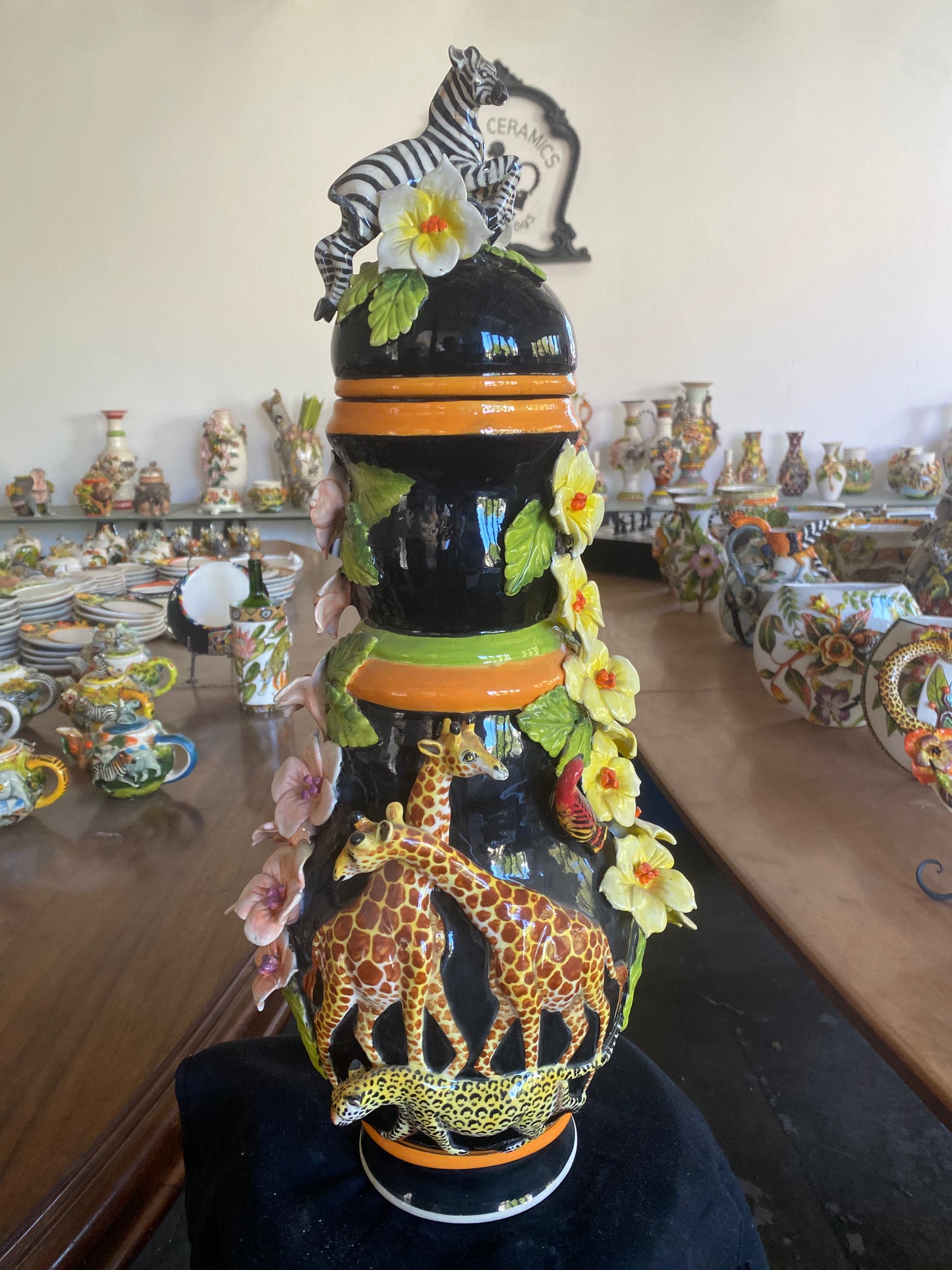 Black Giraffe Urn