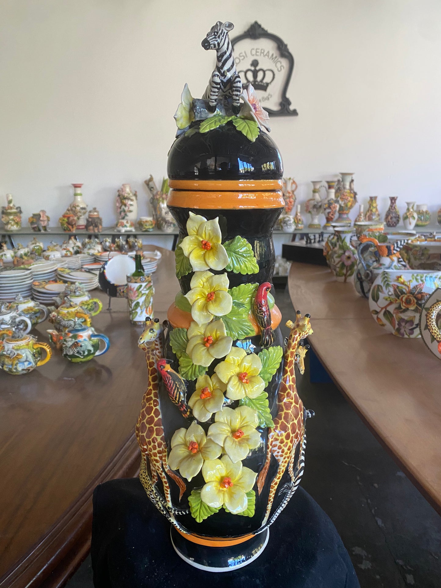 Black Giraffe Urn
