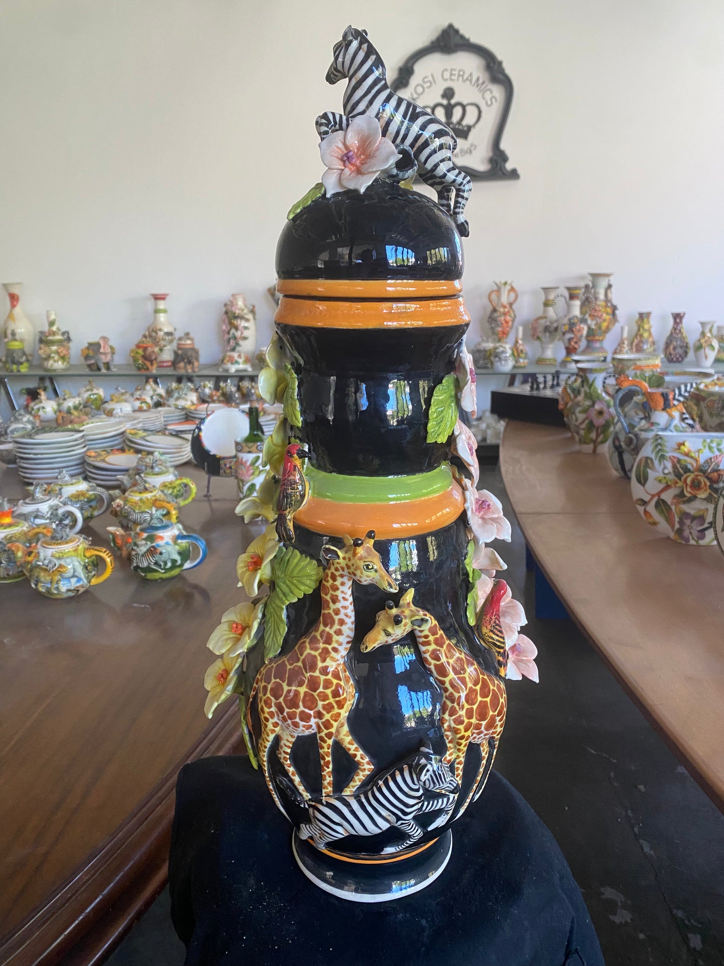 Black Giraffe Urn