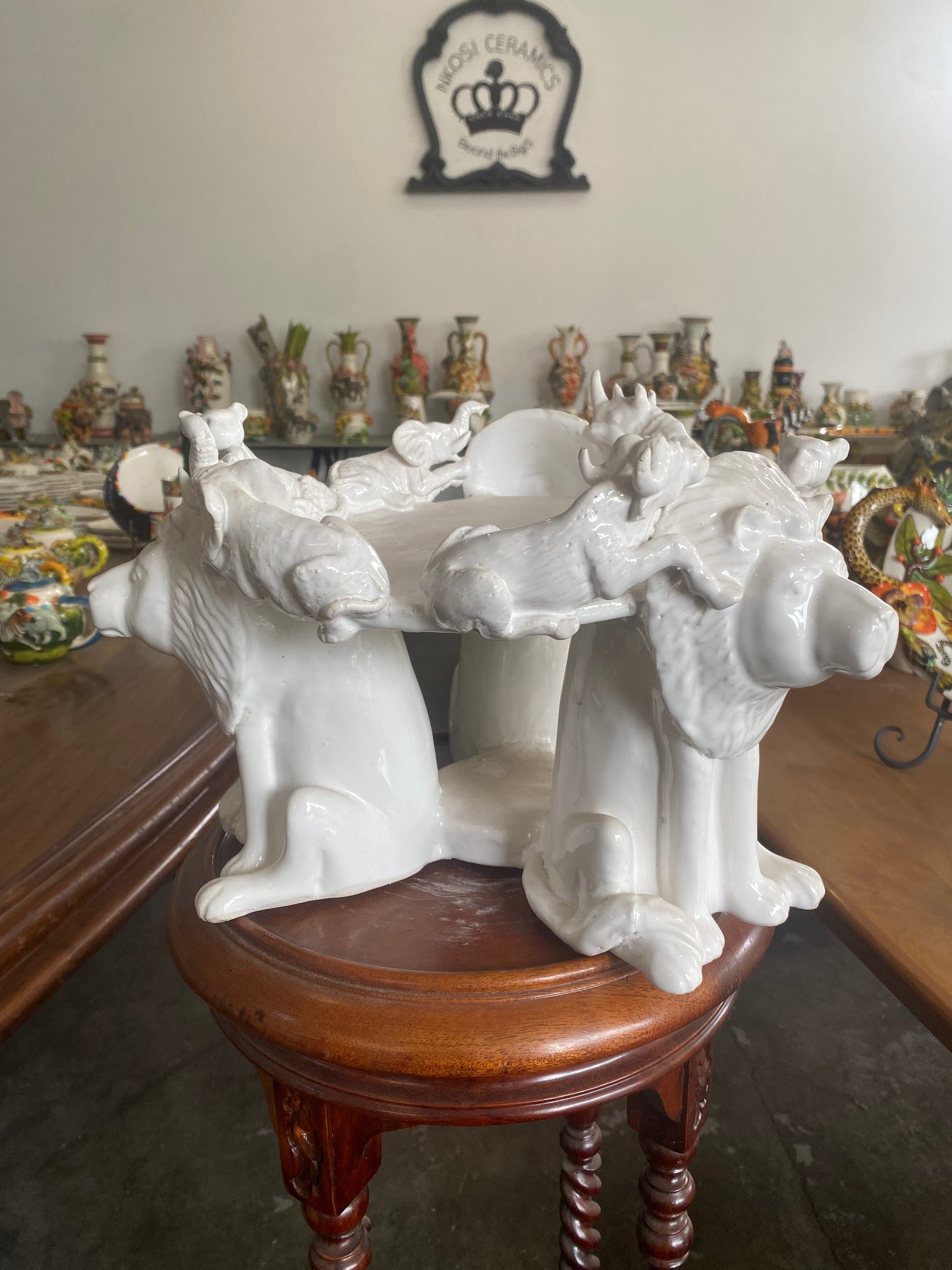 White Lion Cake Stand