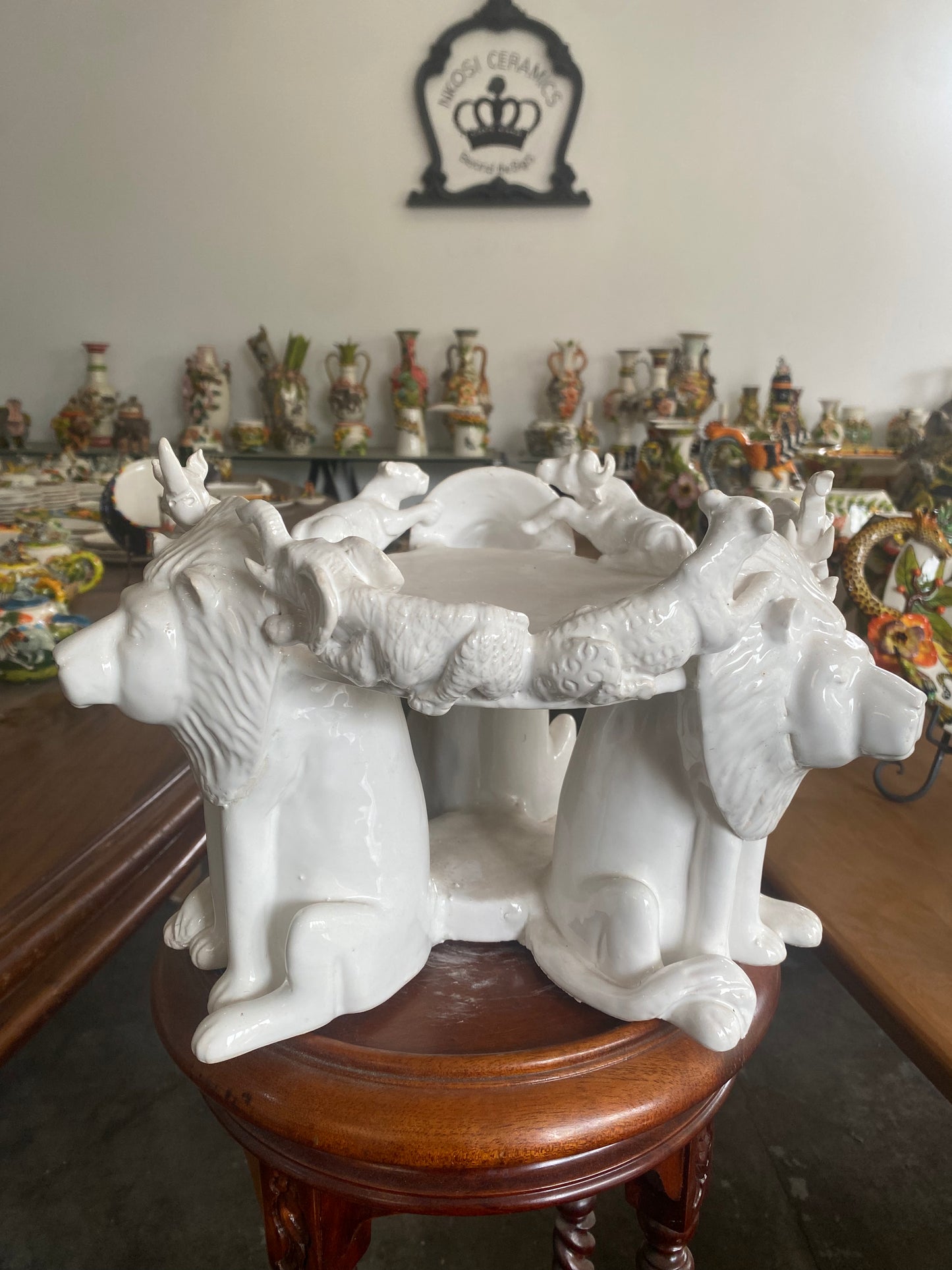 White Lion Cake Stand